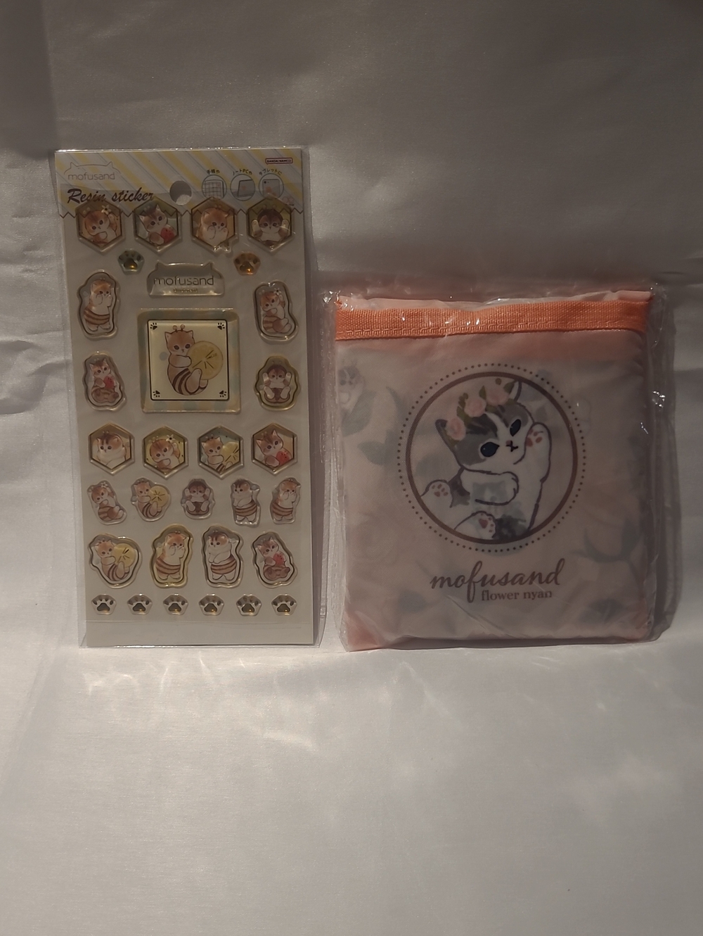 NWT Mofusand Cat Resin Sticker Sheet & Flower Nyan Eco Bag Bundle